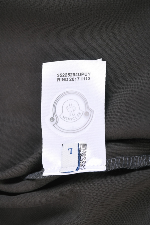 ブランドTシャツ全体デザイン